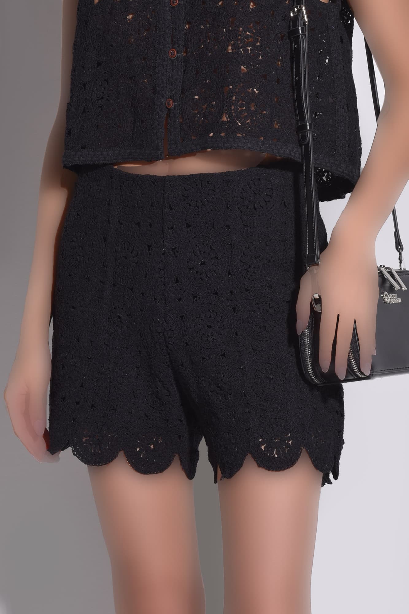 شلوارک پارچه ای گیپور