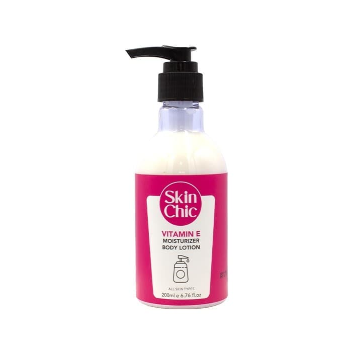 لوسیون مرطوب کننده بدن ویتامین Skin Chic E