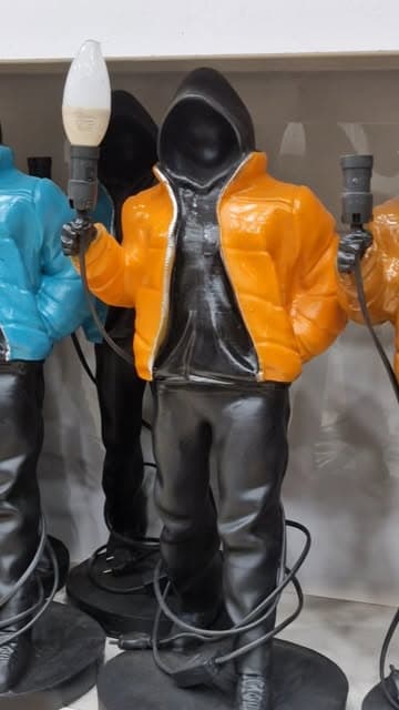 مجسمه آباژور پسرک