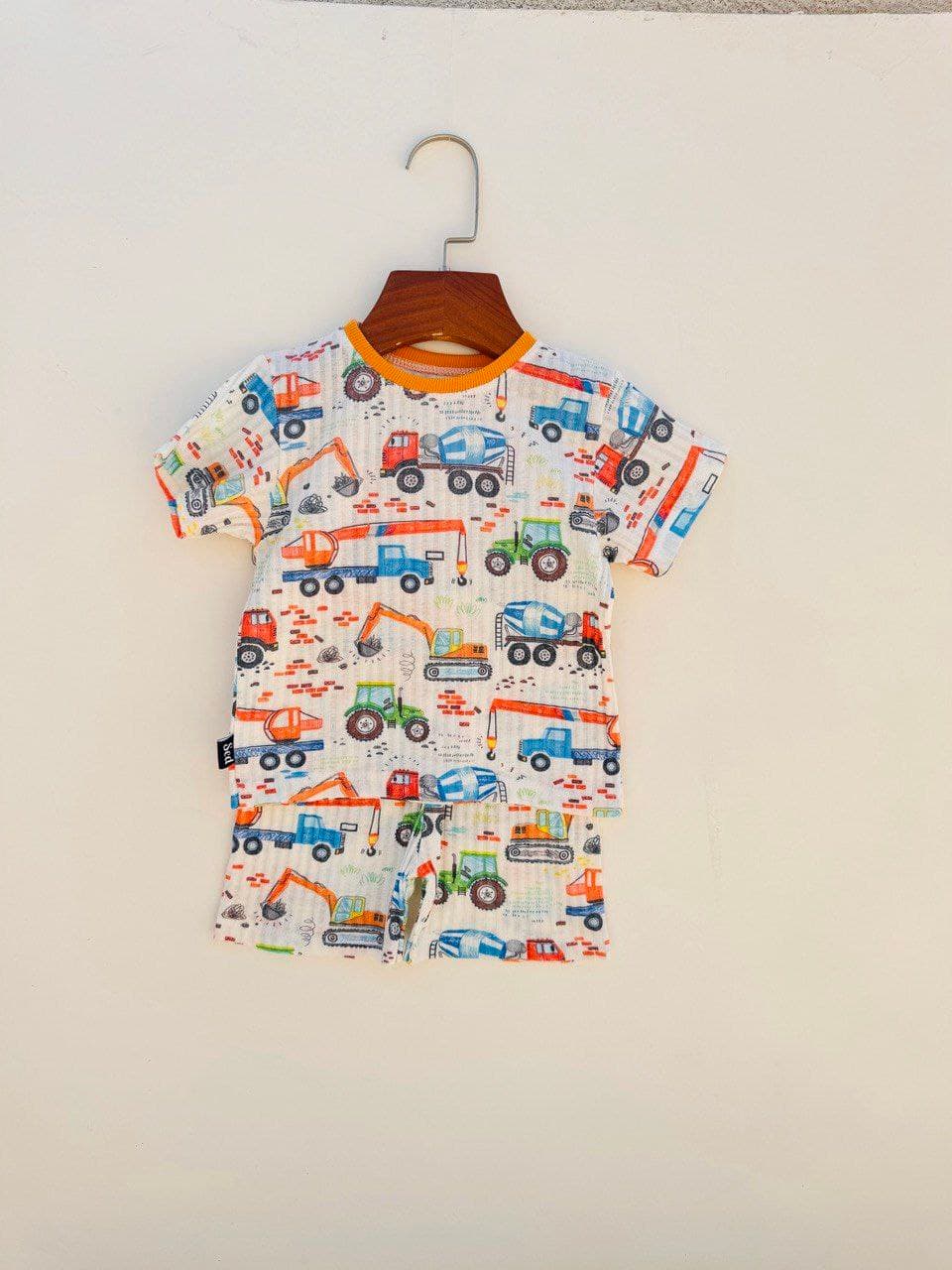 تیشرت و شلوارک راحتی پارچه ریلی طرح تریلی