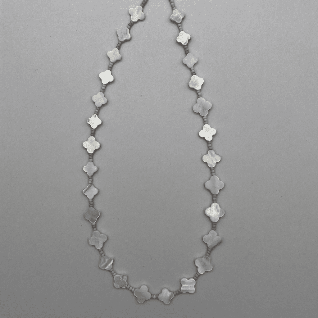 گردنبند صدف منجوق