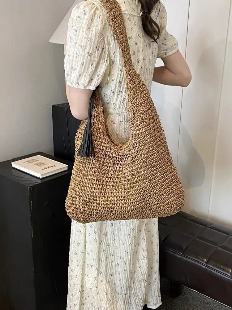 کیف حصیری دوشی زنانه کد 2540