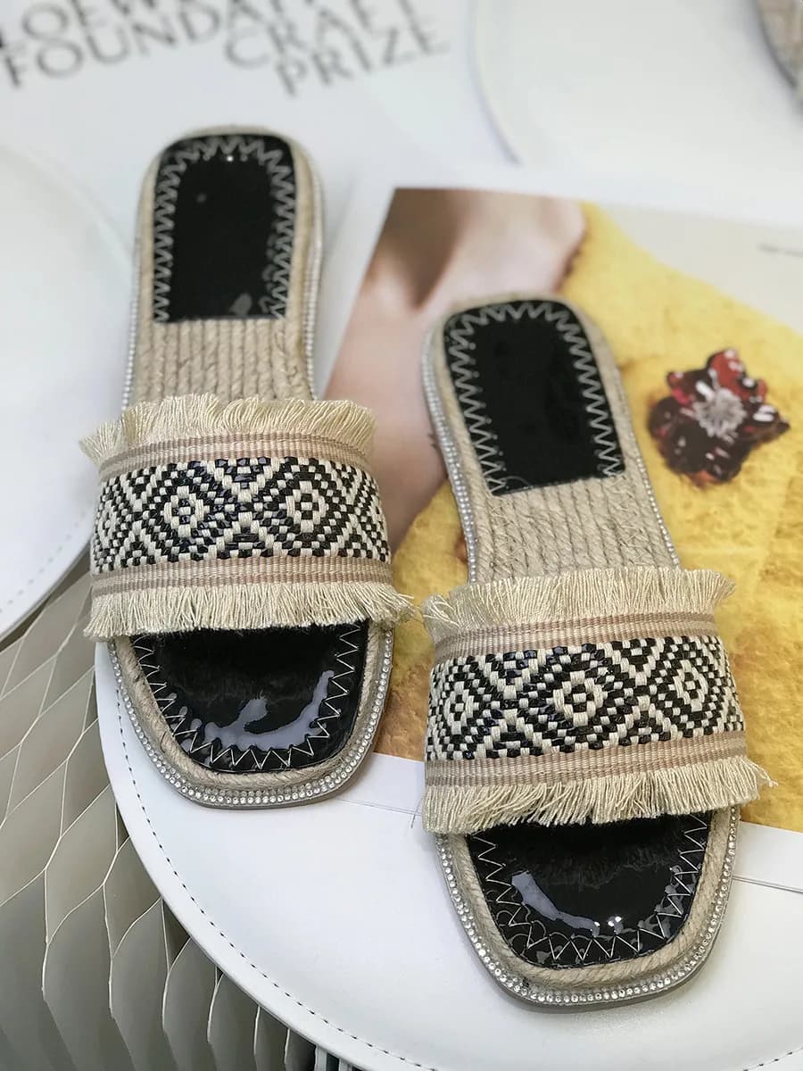 صندل روفرشی مکرومه دخترانه و زنانه کد 2978