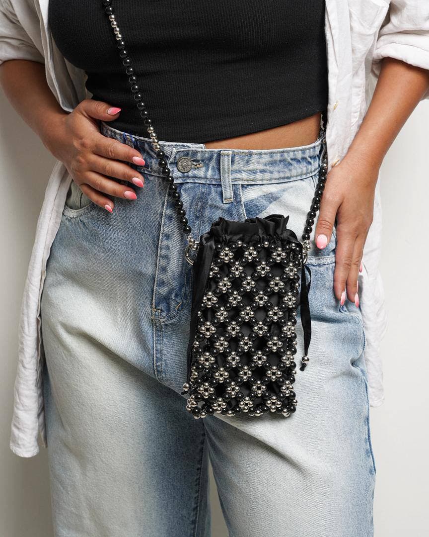 کیف دست دوز مرواریدی موبایلی