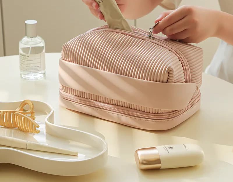 کیف لوازم آرایش دخترانه و زنانه کد 2999