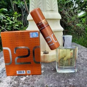 عطر خاص زنانه اسنتریک مولکول 02 فراگرنس ورد با اسپری رایگان