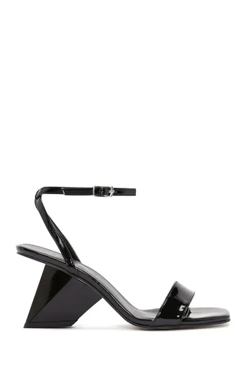 صندل چرمی مشکی پاشنه دار زنانه دری مد