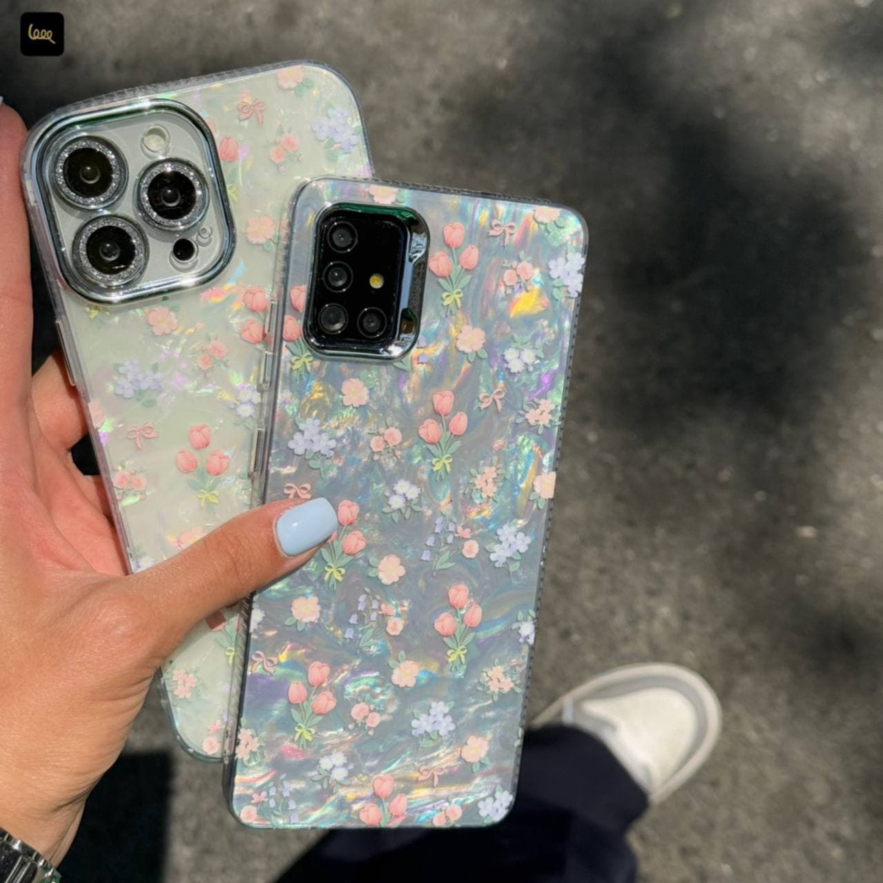 قاب گل های صدفی