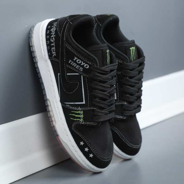 کتونی اسپرت نایک جردن SB مشکی زیره سفید TOYO HP