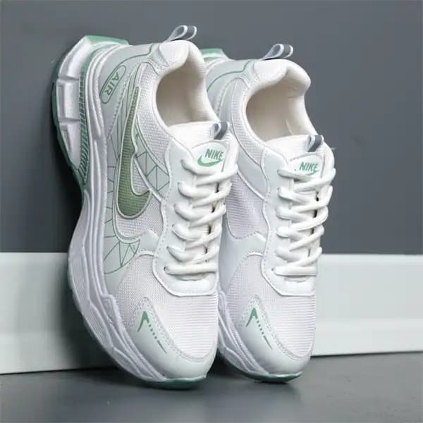 کتونی اسپرت نایک سفید سبز پسته ای RADIX