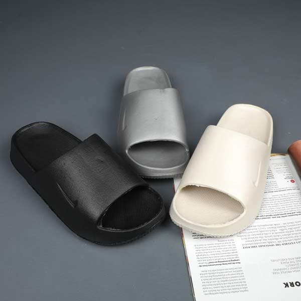 دمپایی مردانه نایکی پلاس