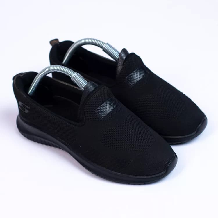 کتانی دخترانه اسکیچرز مشکی کد 26769