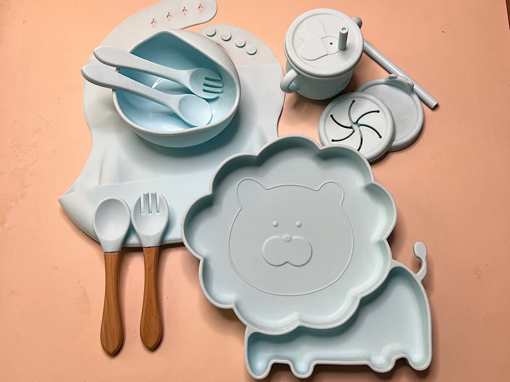 ست ظرف غذا سیلیکونی دوازده تکه طرح شیر BABY