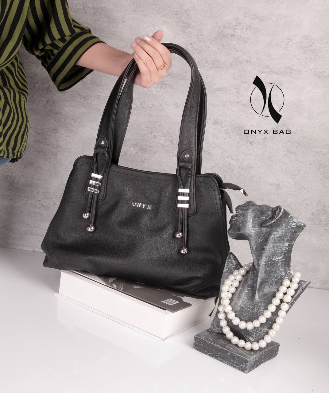 کیف دستی زنانه چرم مجلسی دخترانه دوشی مشکی شیک روزانه اداری برند onyx وارداتی