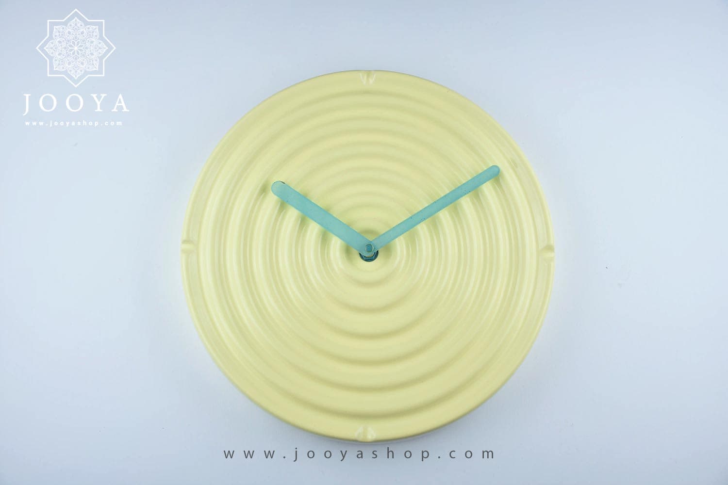 ساعت دیواری دورآن لیمویی با عقربه سبز