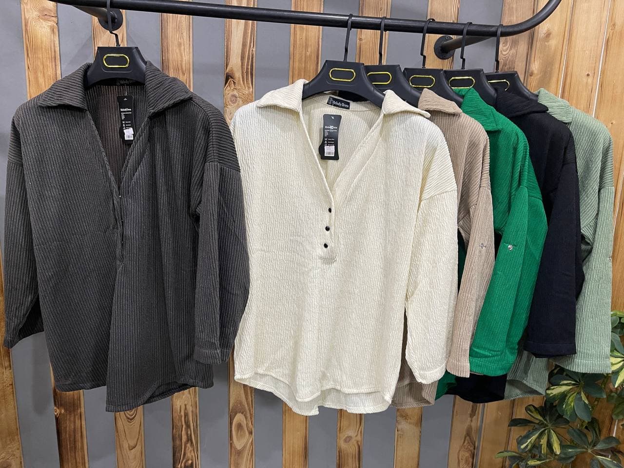 شومیز مانتویی دکمه خور کد 2459