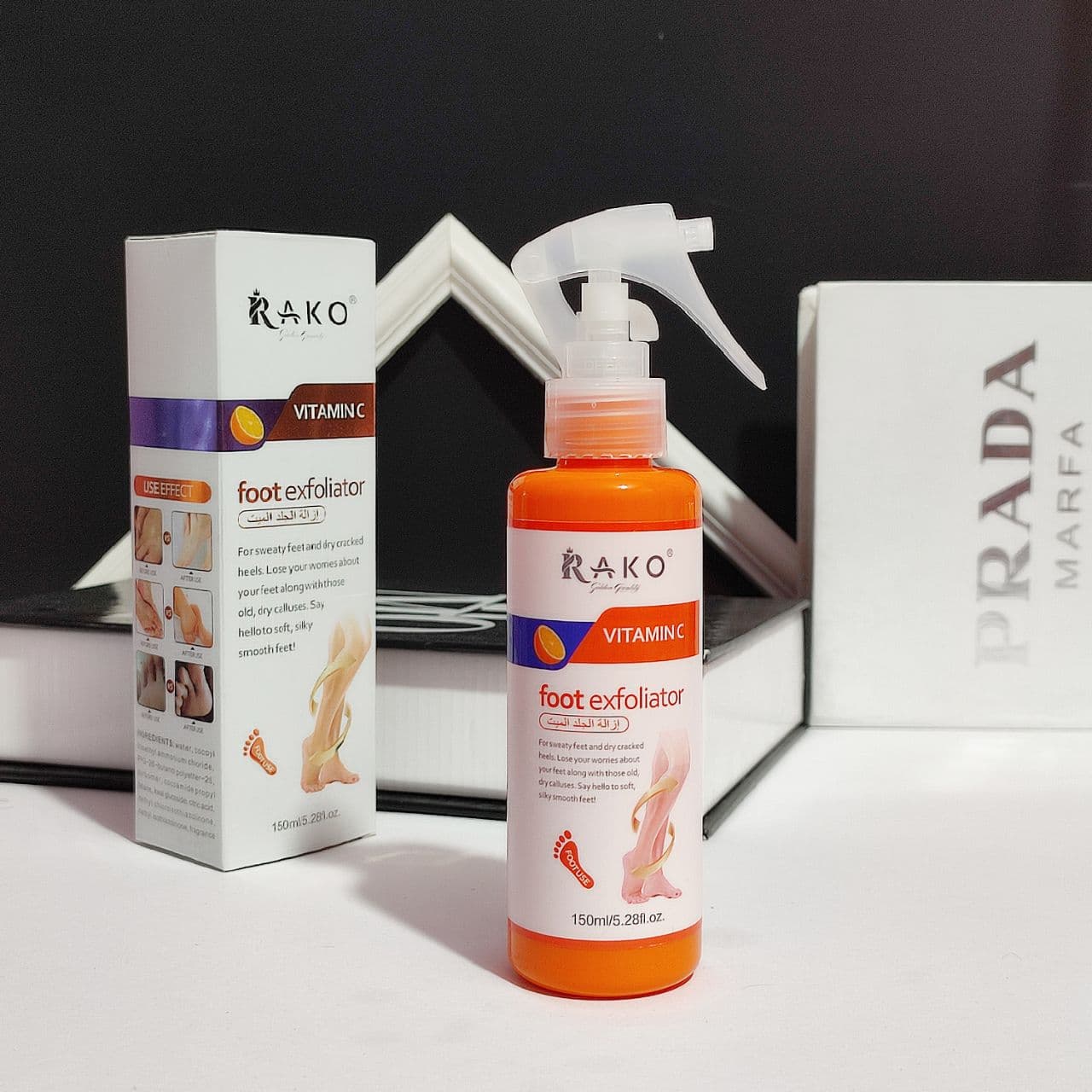 اسپری رفع ترک پا راکو مدل ویتامین C لایه بردار و روشن کننده ی پا و ترک پا Rako Foot Exfoliator VITAMIN C 150Ml ‌