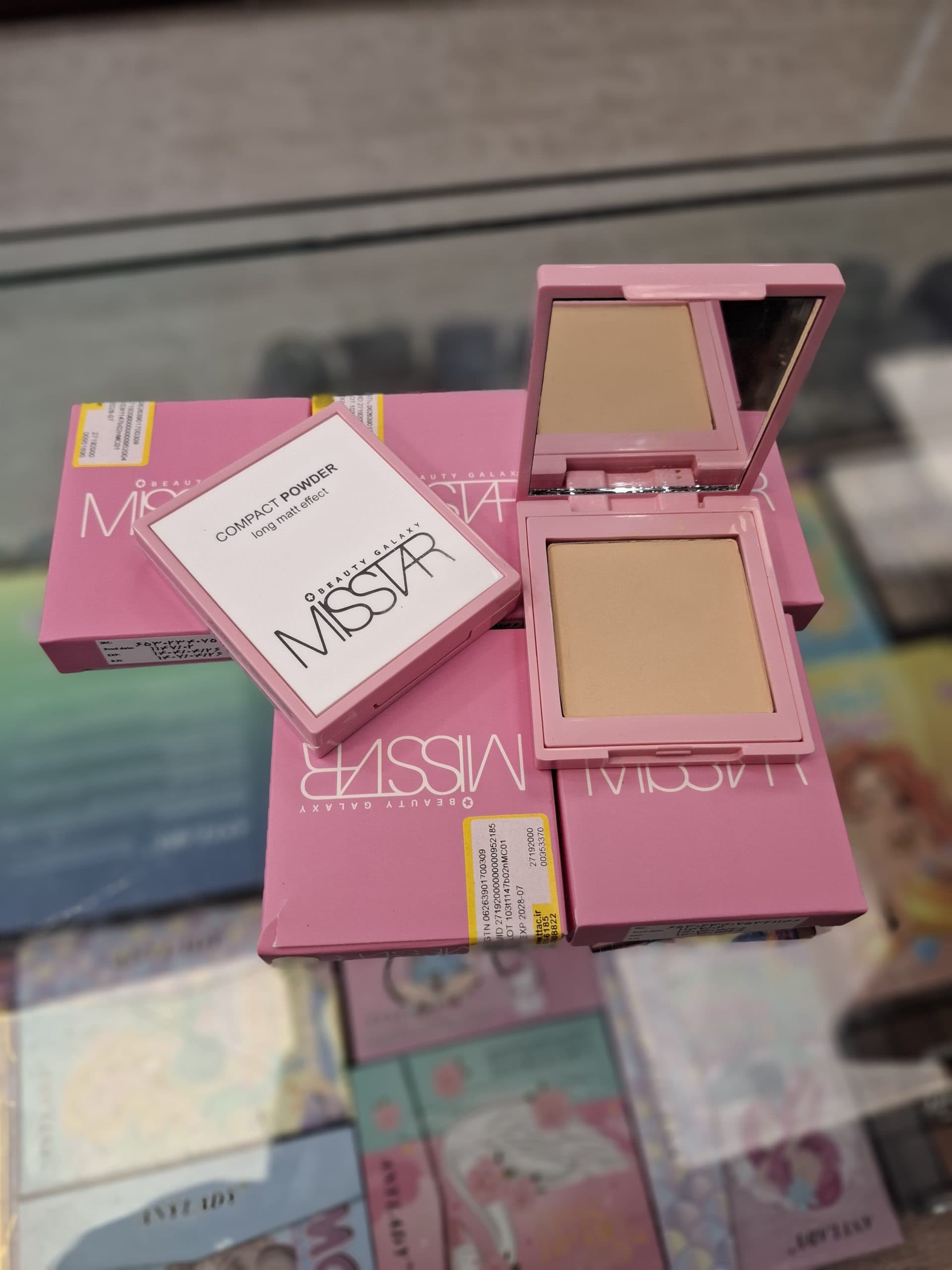 پنکک میس استار آینه دار شماره MC01 حجم 10 گرم