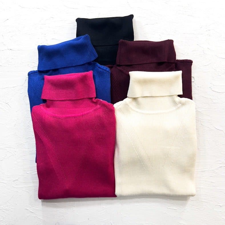 تاپ یقه اسکی دیوا