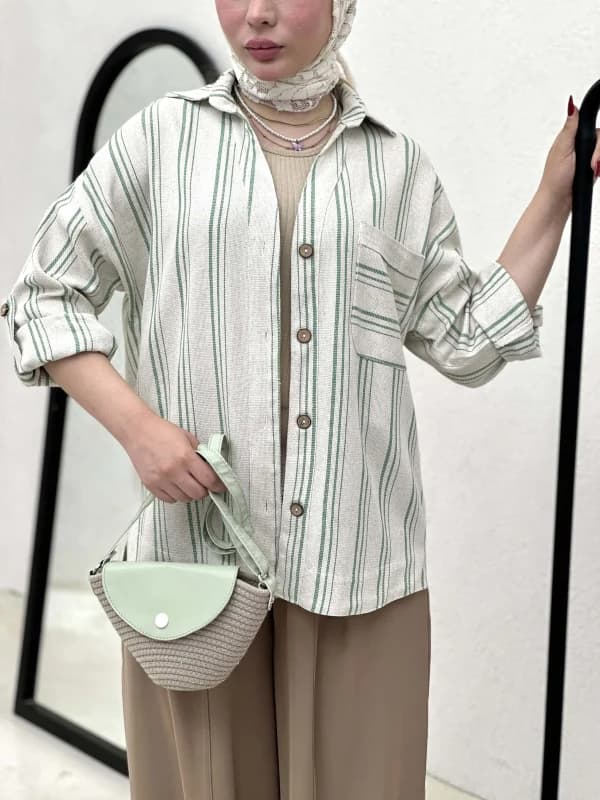 شومیز کنفی دکمه چوبی