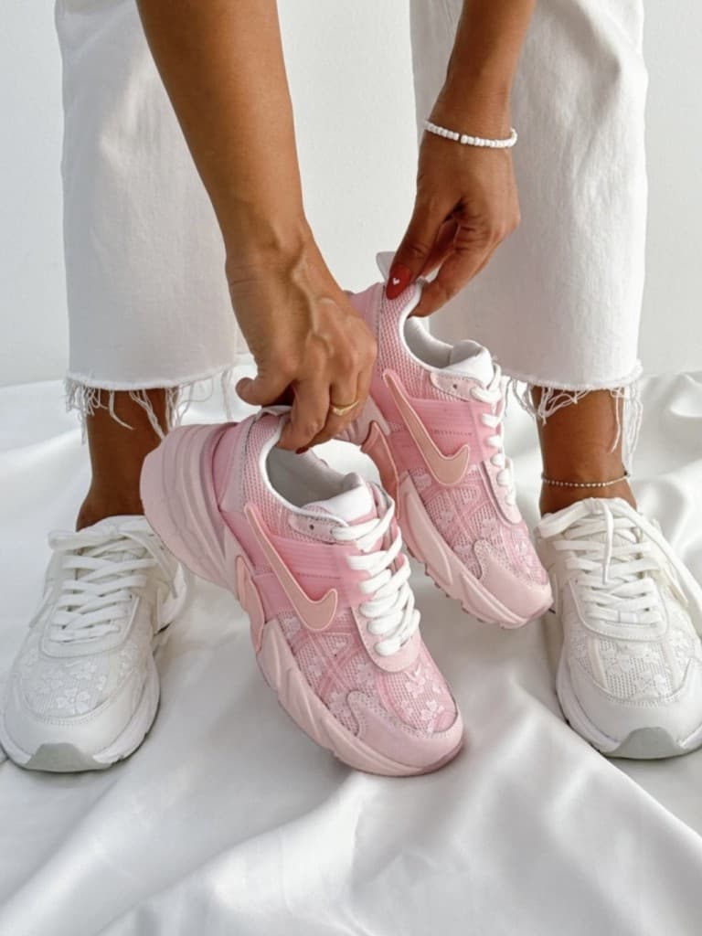 کتونی وی تو کی گلدار (990)