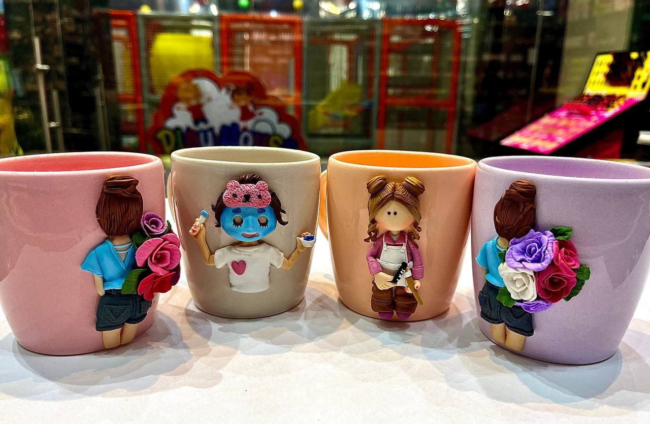 ماگ / لیوان دست ساز مجسمه سازی شده با خمیر فیمو ناخن کار قابل شست و شو