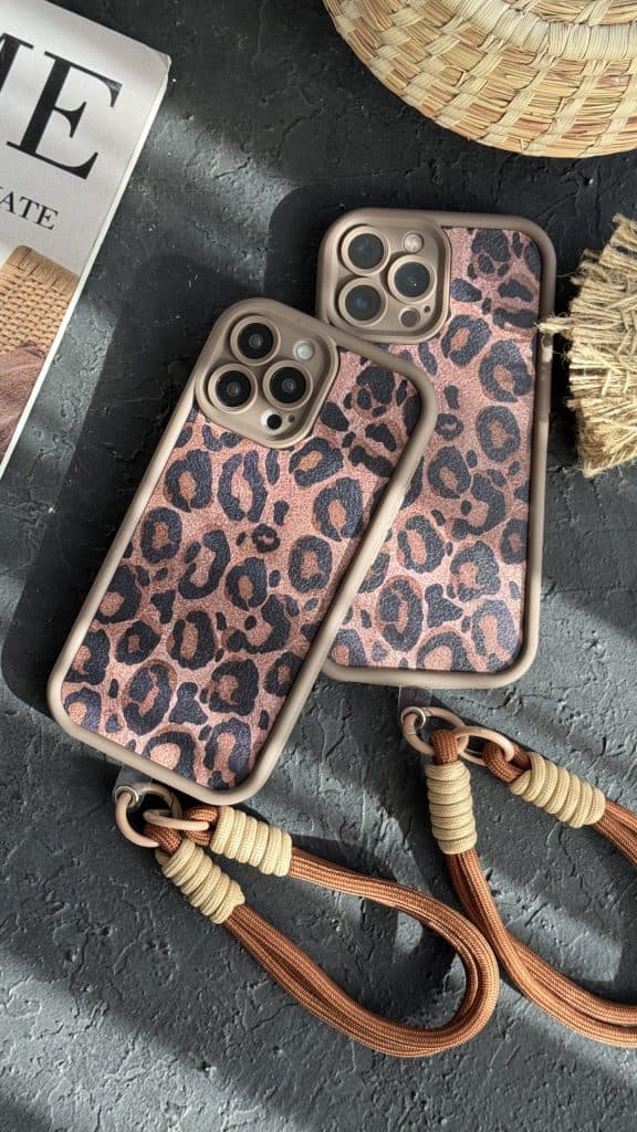 قاب موبایل ( آیفون ) پلنگی سولید قهوه ای + بند ست