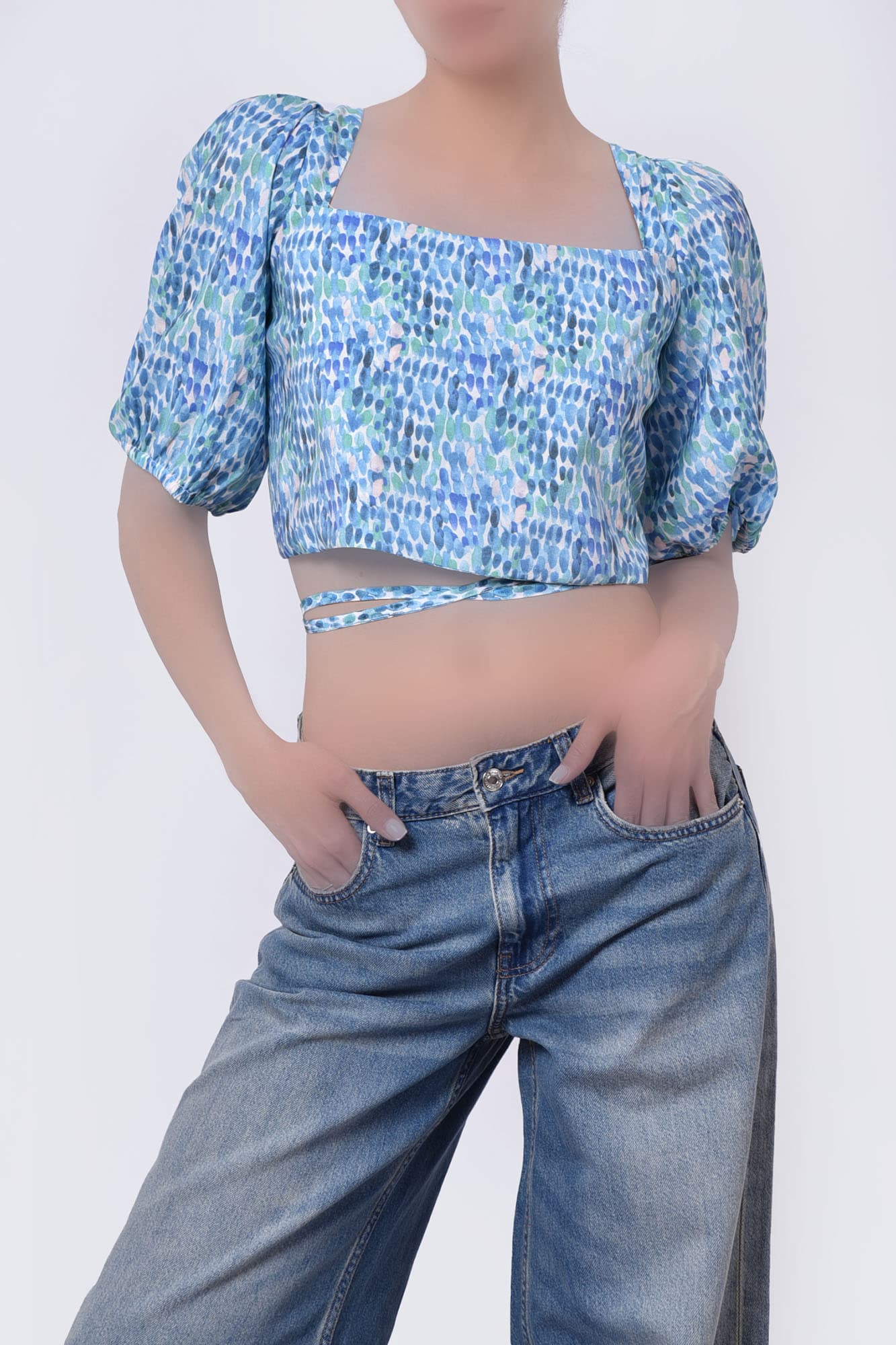 بلوز آستین کوتاه طرحدار زنانه