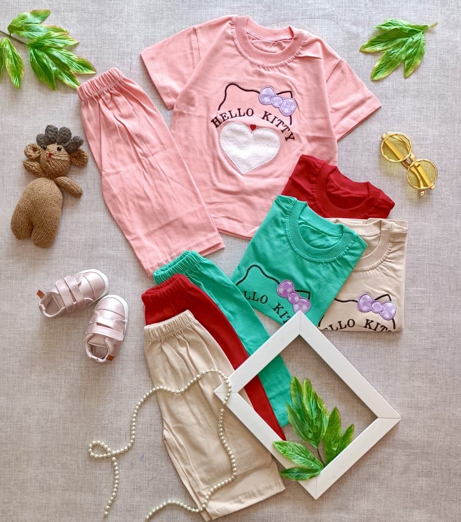 تیشرت شلوارک کیتی قلبی