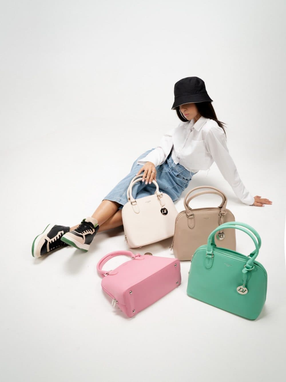 کیف دستی زنانه دیوید جونز مدل CM6989