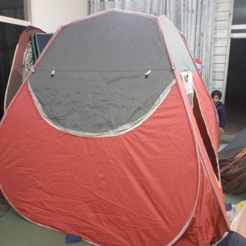 چادر مسافرتی ضد آب 12 نفره مکعبی اسکلتی (سقف عریض کلبه ای ) هواکش دار ( سبک پنجره ایتالیایی)