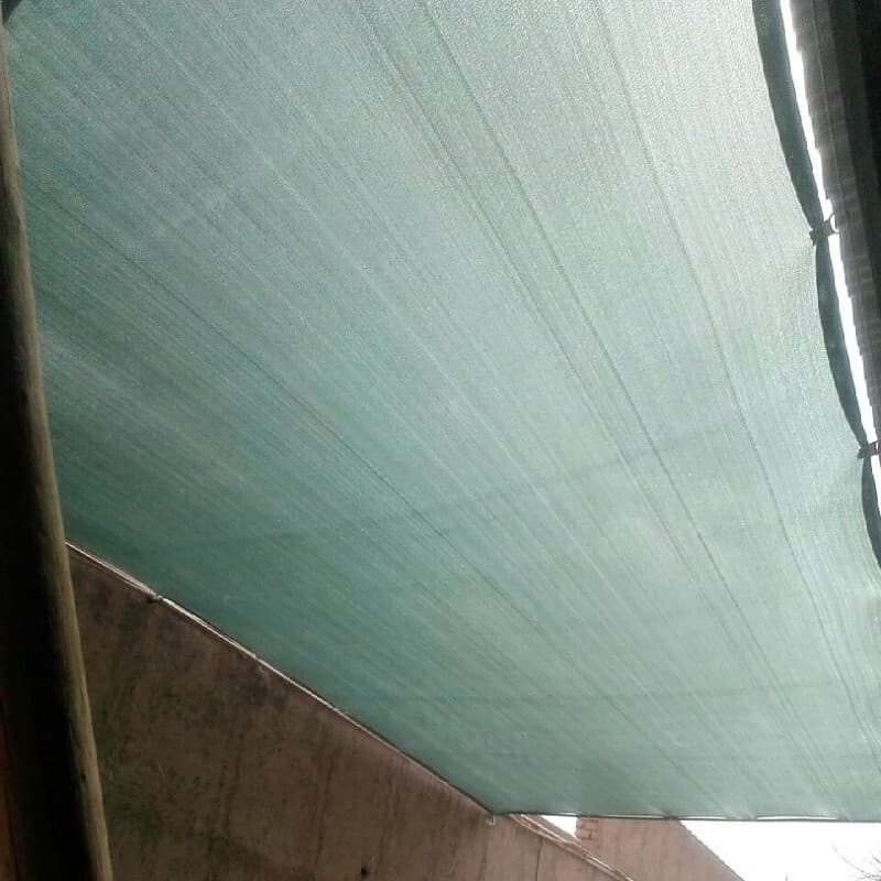 شید سایبان 80درصد 6 در 4 دور دوزی شده همراه با حلقه نصب