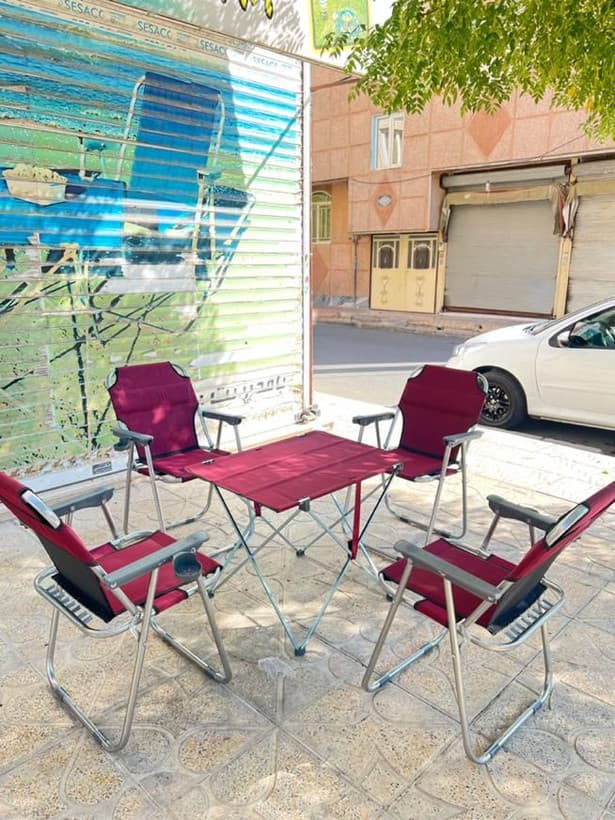 ست ۴ نفره صندلی ساحلی تاشو 9 فنر و میز مسافرتی تاشو