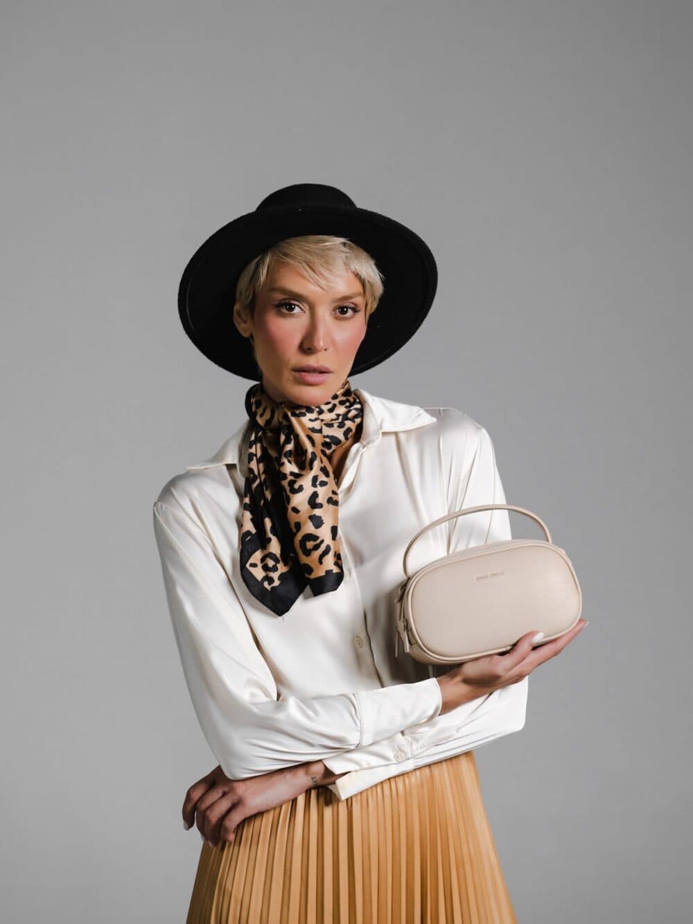 کیف دستی زنانه دیوید جونز مدل CM7149H