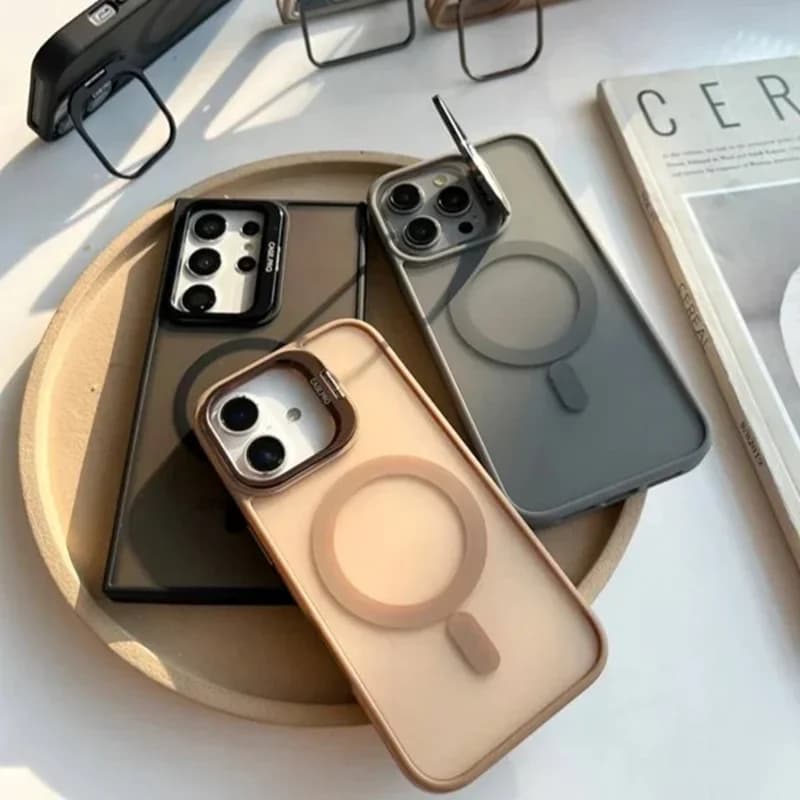 کاور آیفون مات مگ سیف لنز استندی برند Qseries