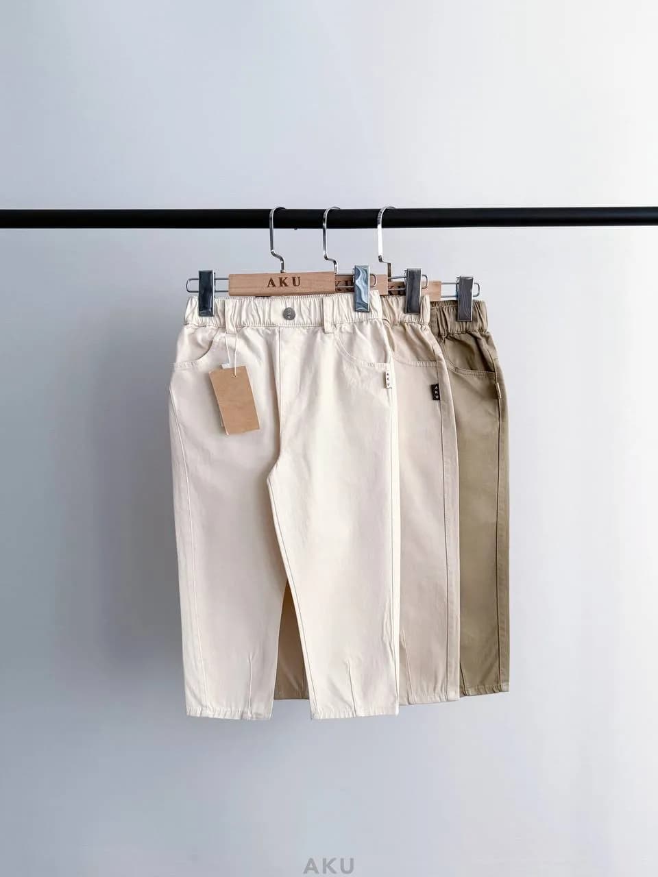 شلوار کتان مام فیت ( AKU )