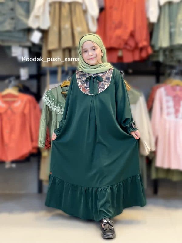 عبا نوجوان سبز