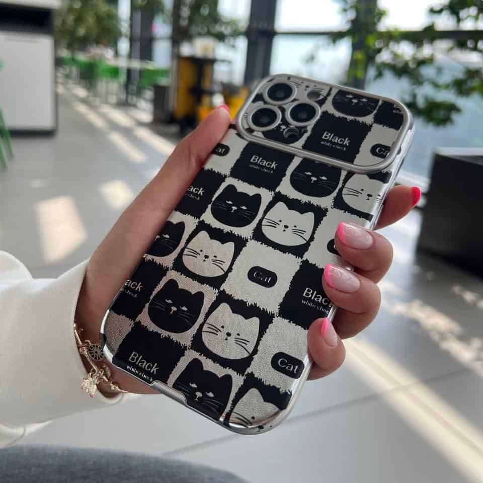 قاب آیفون Black Cat Cube