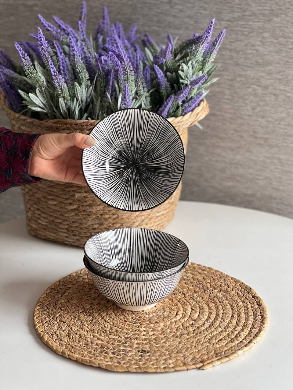 کاسه آبگوشت خوری دنی هوم- طرح خط دار مشکی مدل لبه پهن