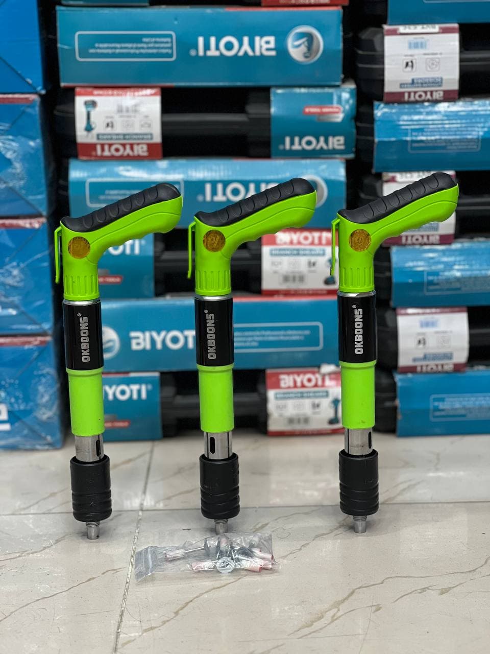 میخ کوب فشاری