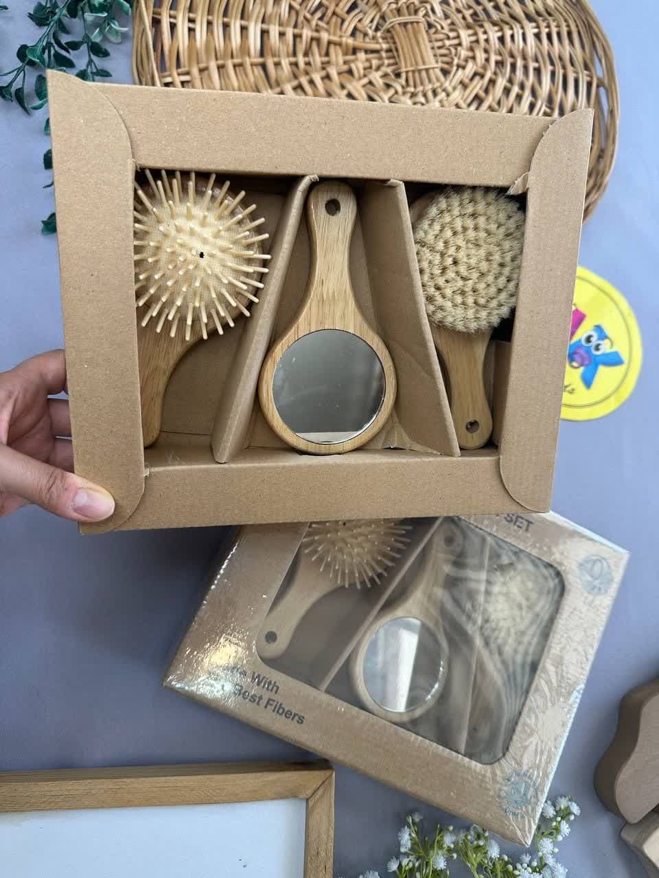 برس و شانه چوبی 3 عددی نوزادی و کودک کد 39003