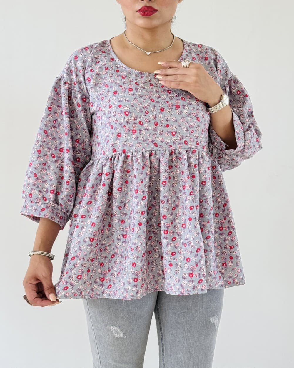 شومیز ساغر پفکی _ کد محصول 1328