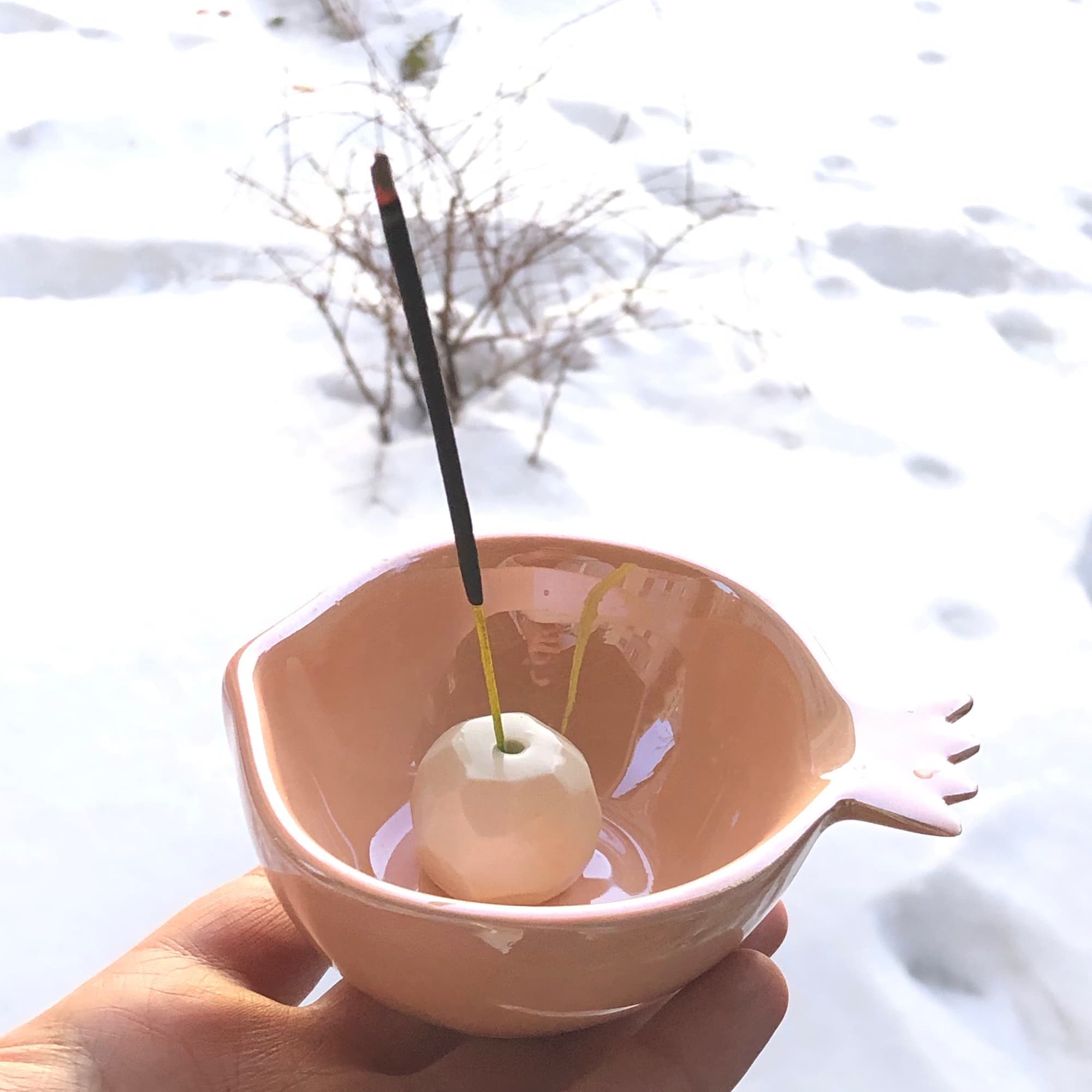 جا عودی سرامیکی دستساز طرح انار