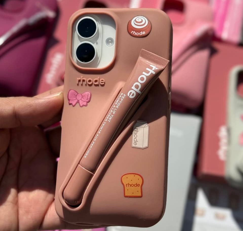 قاب پک رود همراه با لیپ ست (توست) (آیفون)