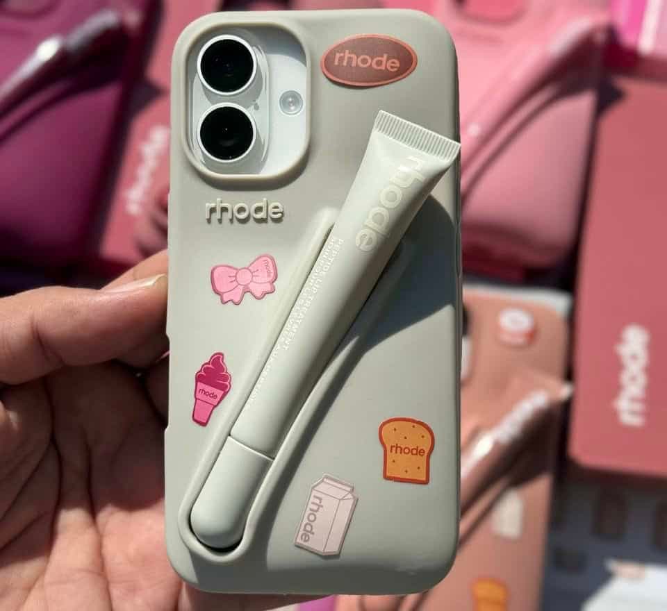 قاب آیفون پک رود همراه با لیپ رندوم (طوسی)