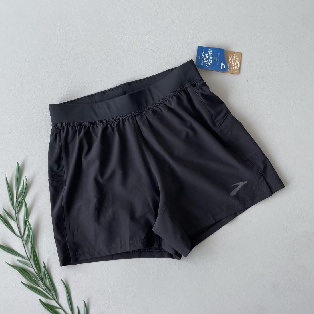 شورت ورزشی مردانه برند BROOKS