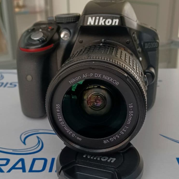 دوربین دست دوم نیکونD5300 (۹۹۱۳ شات)