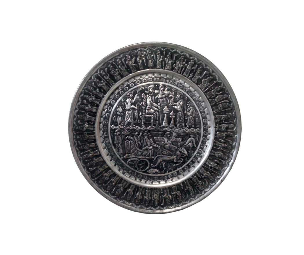 بشقاب قلمزنی طرح هخامنشی گرد