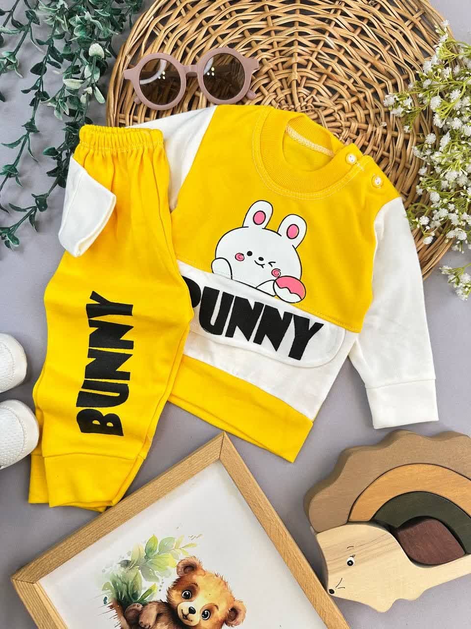 بلوز شلوار طرح خرگوش بانی زرد نوزادی و کودک کد 173221
