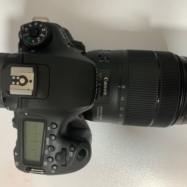 دوربین عکاسی کانن دست دوم (18000شات) Canon EOS 90D DSLR kit EF-S 18-135mm IS USM